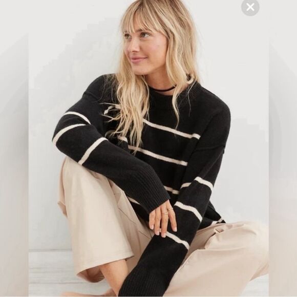 Aerie unreal crewneck striped pullover sweater black cream - Picture 1 of 5